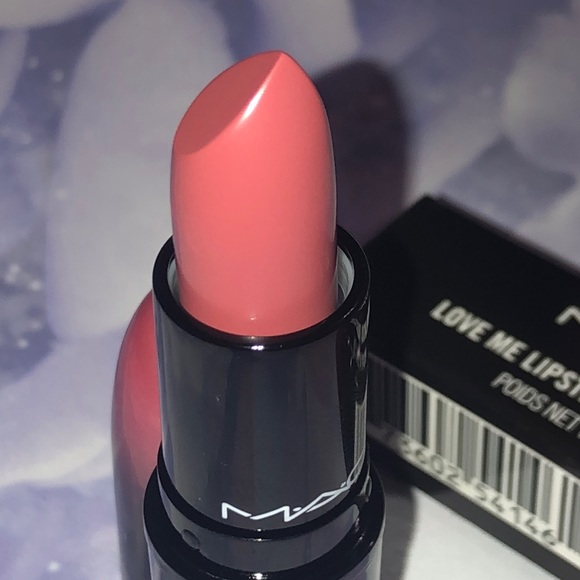 MAC COSMETICS LOVE ME LIPSTICK “UNDER THE COVERS” - Picture 10 of 12